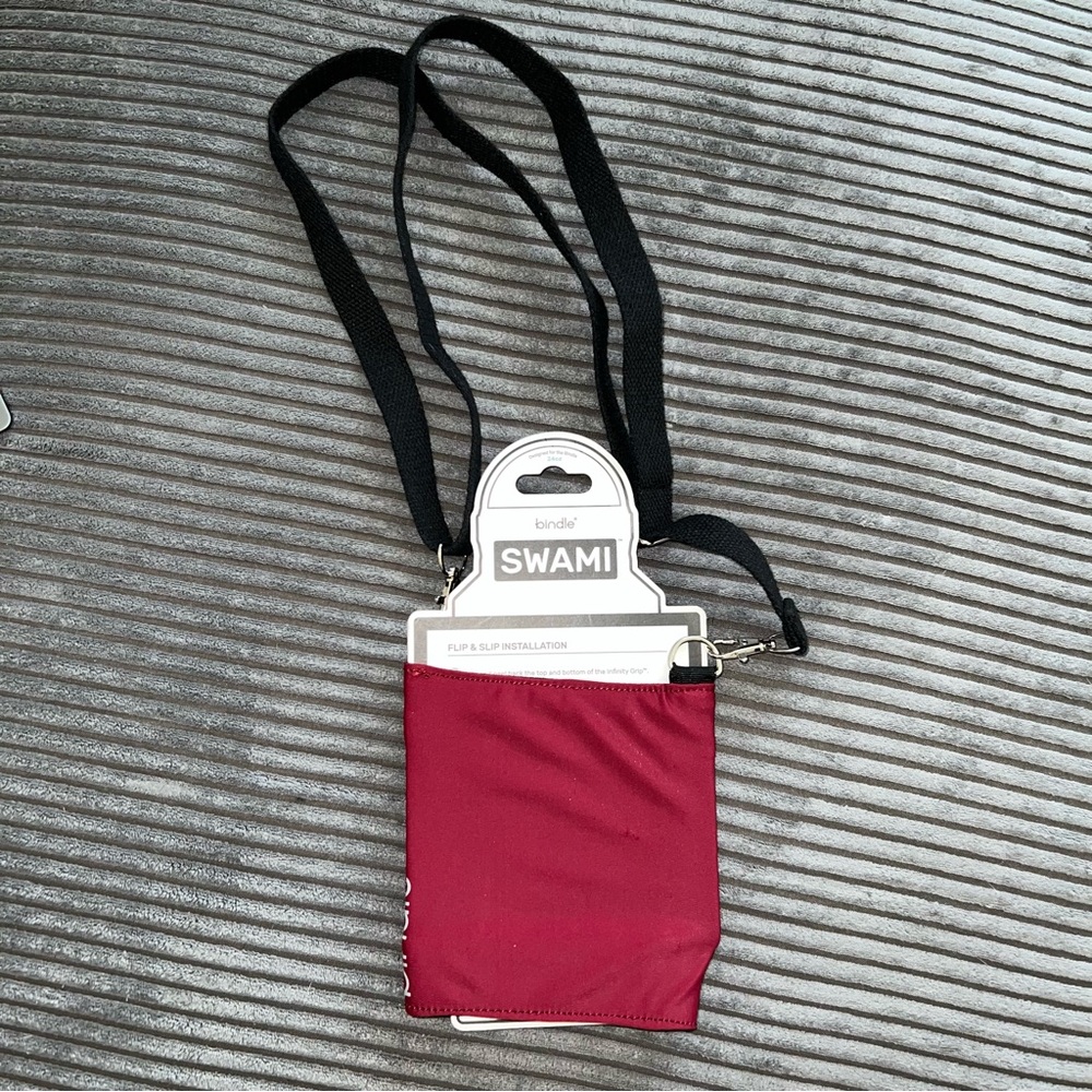 NWOT Bindle Swami Sleeve 24oz Bottle Stretch Phone Pocket Carry Strap Maroon